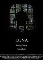 Luna (II) (2018) Обнаженные сцены