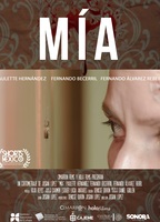 Mía (2017) Обнаженные сцены