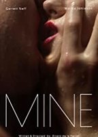 Mine (2013) Обнаженные сцены