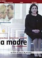 Mother (2013) Обнаженные сцены