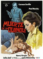 Muerte de un quinqui (1975) Обнаженные сцены