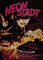 Neonstadt (1982) Обнаженные сцены