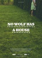 No Wolf Has a House (2015) Обнаженные сцены