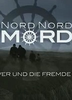 Nord Nord Mord: Clüver und die fremde Frau (2013) Обнаженные сцены