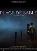 Plage de sable (2015) Обнаженные сцены