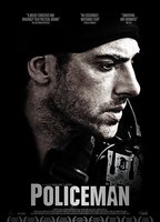 Policeman (2011) Обнаженные сцены