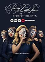Pretty Little Liars: The Perfectionists (2019-настоящее время) Обнаженные сцены