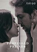 Propiedad privada (2019) Обнаженные сцены