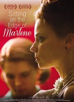 Sitting on the Edge of Marlene (2014) Обнаженные сцены