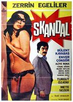 Skandal (1980) Обнаженные сцены