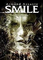 Smile (II) (2009) Обнаженные сцены