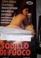 Squillo di fuoco (1990) Обнаженные сцены