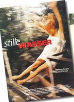 Stille wasser (1996) Обнаженные сцены