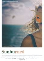 Sunburned (2019) Обнаженные сцены