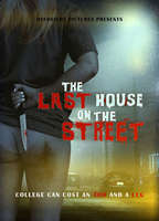 The Last House on the Street (2021) Обнаженные сцены