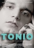 Tonio (2016) Обнаженные сцены