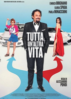 Tutta un'altra vita (2019) Обнаженные сцены