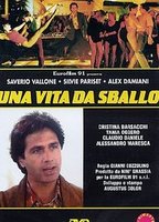 Una vita da sballo (1995) Обнаженные сцены