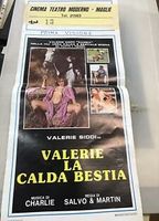 Valerie La Calda Bestia (1987) Обнаженные сцены