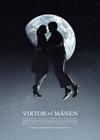Viktor on the Moon (2020) Обнаженные сцены