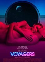 Voyagers (2021) Обнаженные сцены