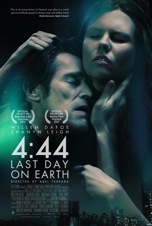 4:44 Last Day on Earth (2011) Обнаженные сцены