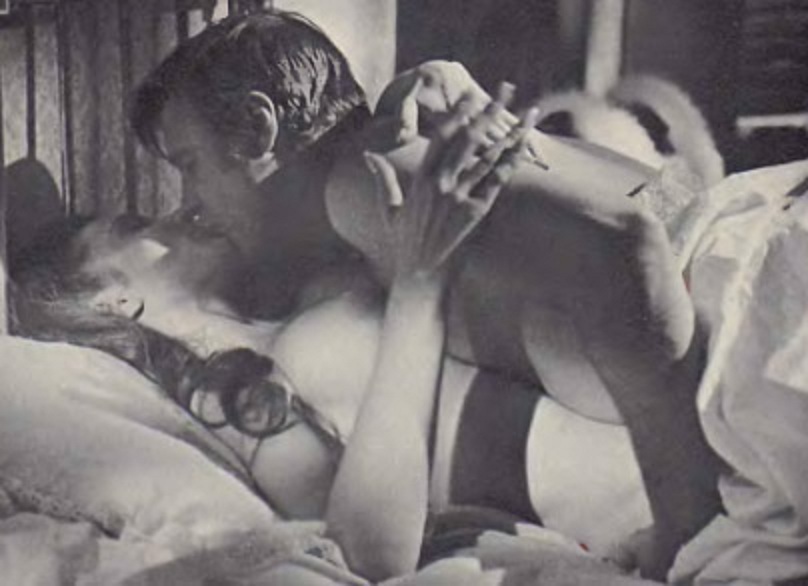 Франсин Йорк nude pics.