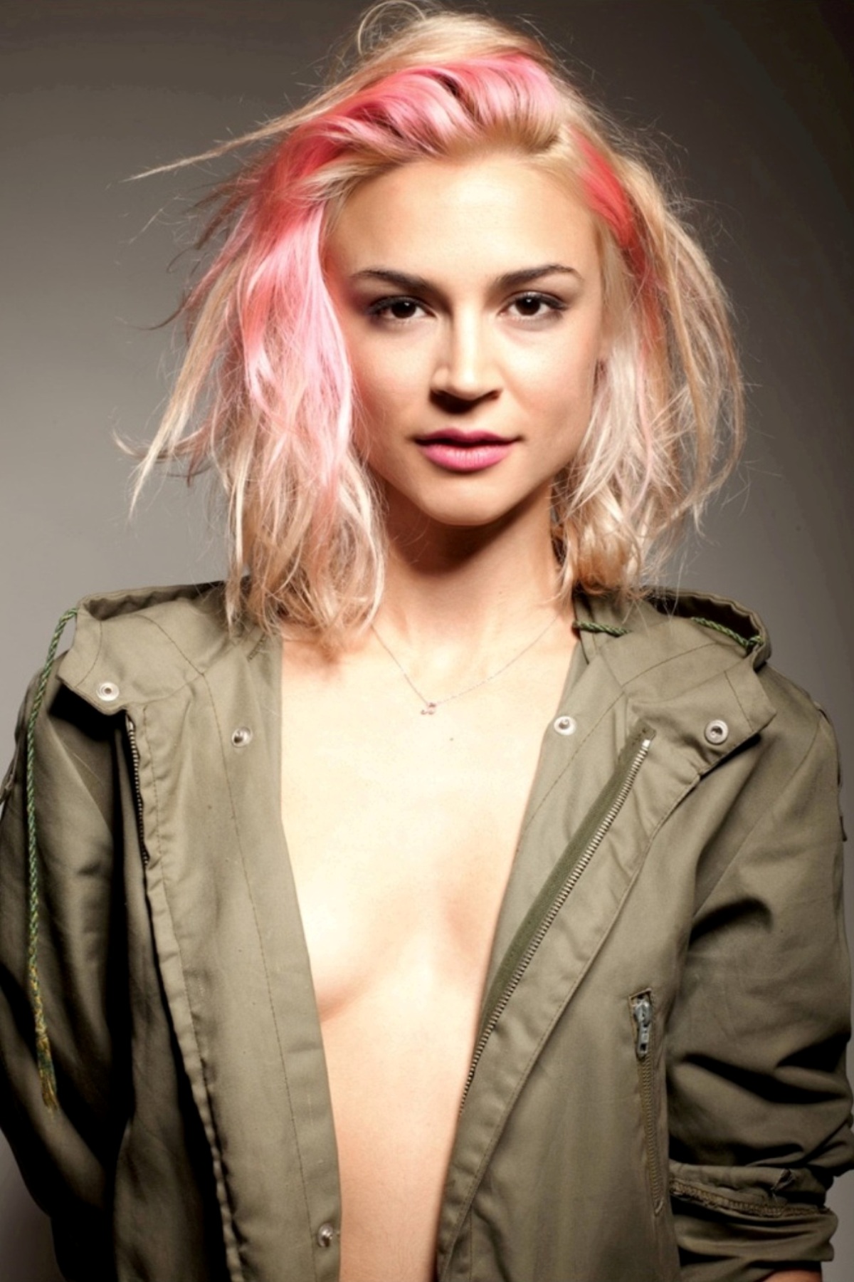 Samaire armstrong nude