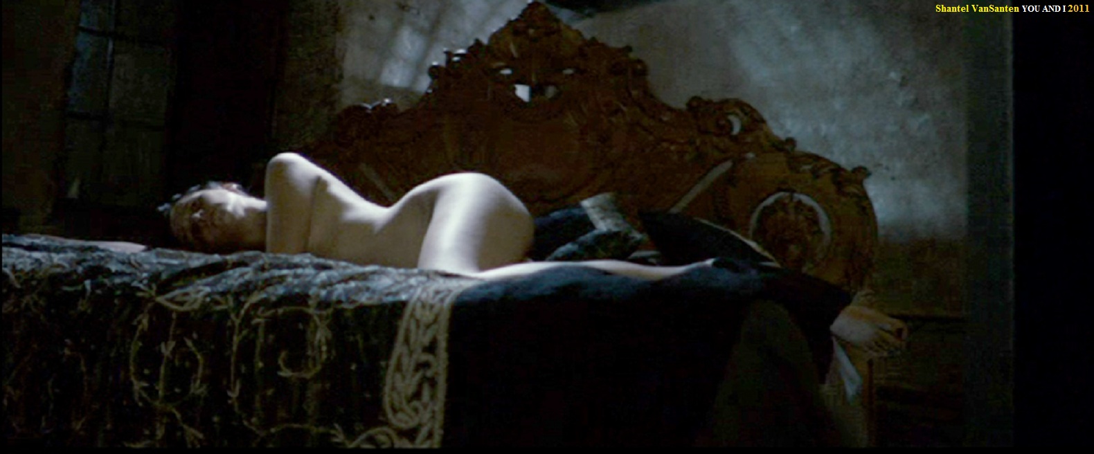 Шантель ВанСантен nude pics.