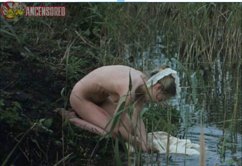 Софи Граубль nude pics.
