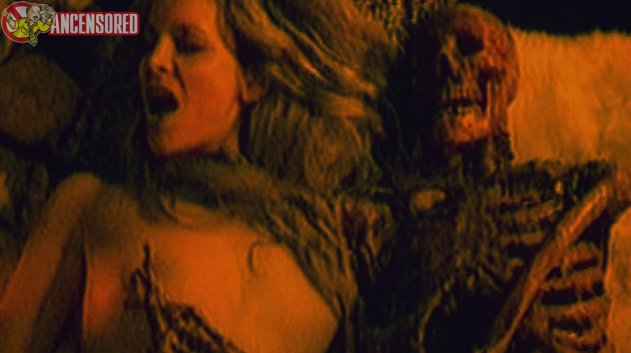 Sherri Moon Zombie Naked.