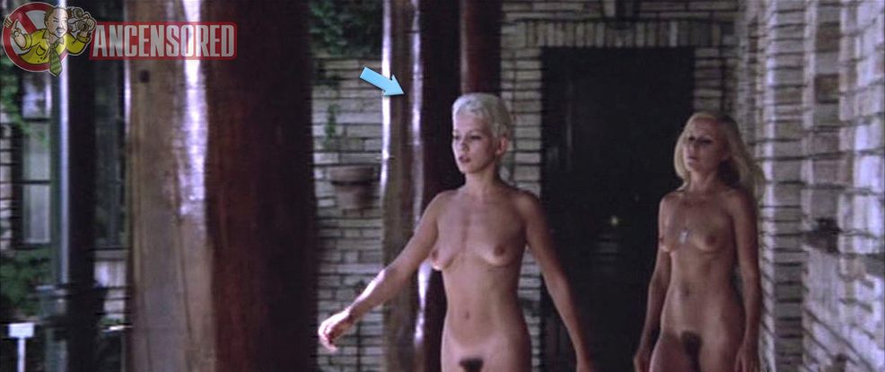 Анни Бель nude pics.