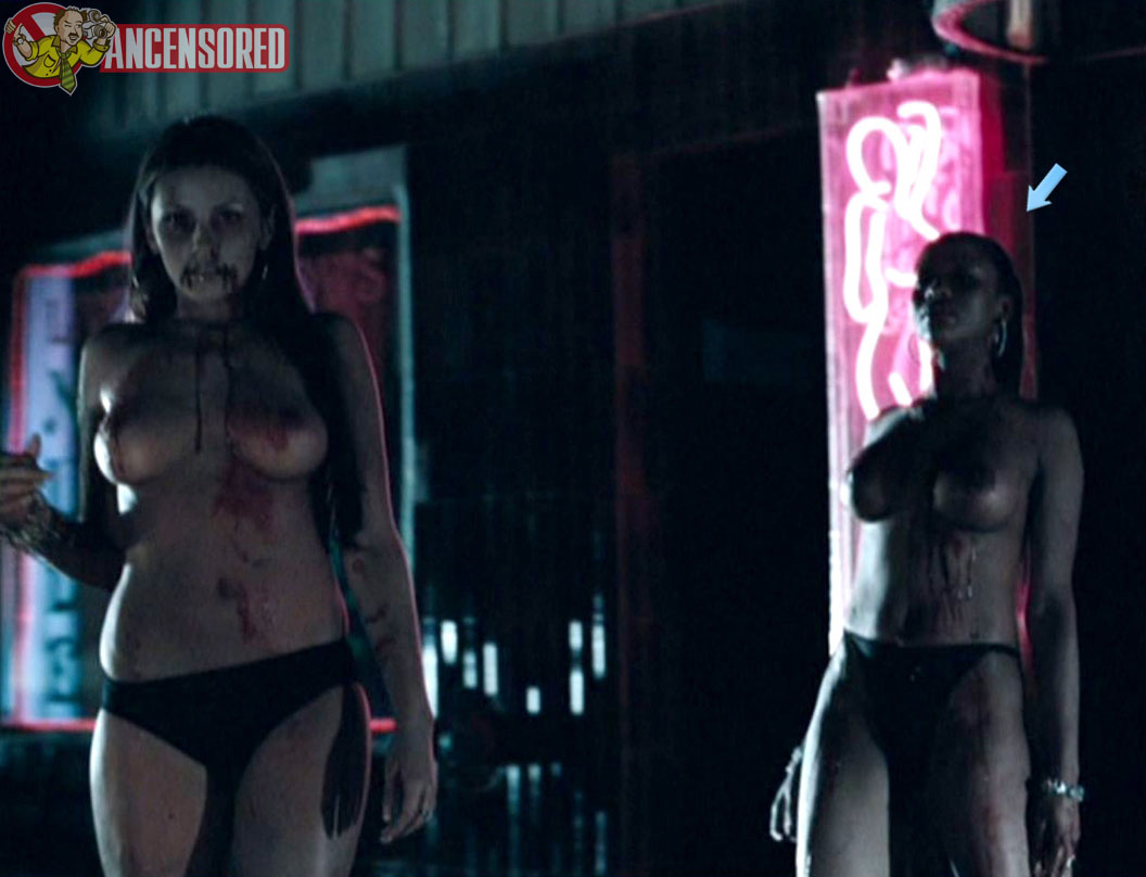 Resident Evil: Apocalypse nude pics.