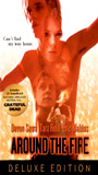 Around the Fire (1999) Обнаженные сцены