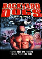 Backyard Dogs (2000) Обнаженные сцены