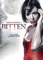 Bitten (2008) Обнаженные сцены