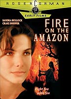 Fire on the Amazon (1993) Обнаженные сцены
