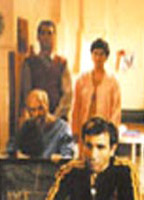 Hole Ahava B'Shikun Gimel (1995) Обнаженные сцены