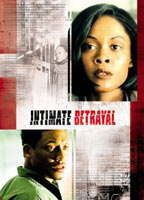 Intimate Betrayal (1999) Обнаженные сцены
