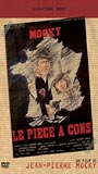 Le Piège à cons (1979) Обнаженные сцены