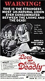 Love Me Deadly (1972) Обнаженные сцены