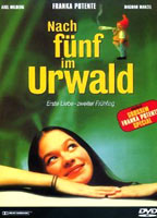 Nach Fünf im Urwald (1995) Обнаженные сцены