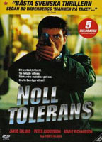 Noll tolerans (1999) Обнаженные сцены