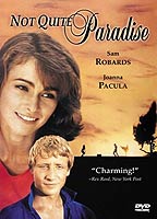 Not Quite Paradise (1986) Обнаженные сцены