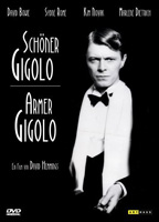 Schöner Gigolo, armer Gigolo (1979) Обнаженные сцены