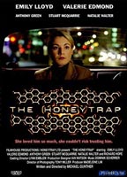 The Honeytrap (2002) Обнаженные сцены