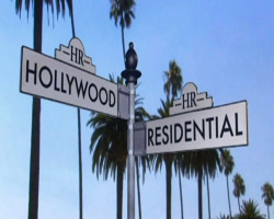 Hollywood Residential обнаженные сцены в ТВ-шоу