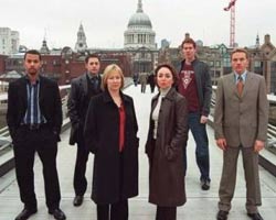 M.I.T.: Murder Investigation Team обнаженные сцены в ТВ-шоу
