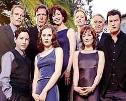 Pasadena (2001-2002) Обнаженные сцены