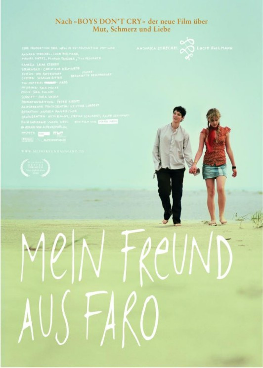 Mein Freund aus Faro (2008) Обнаженные сцены